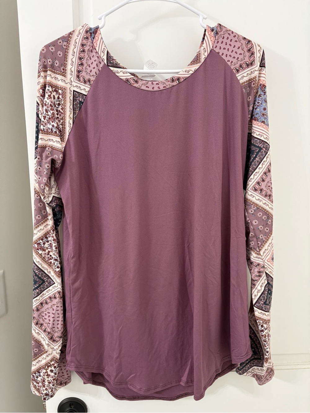 Acting Pro Mauve Patchwork Raglan Long Sleeve Top